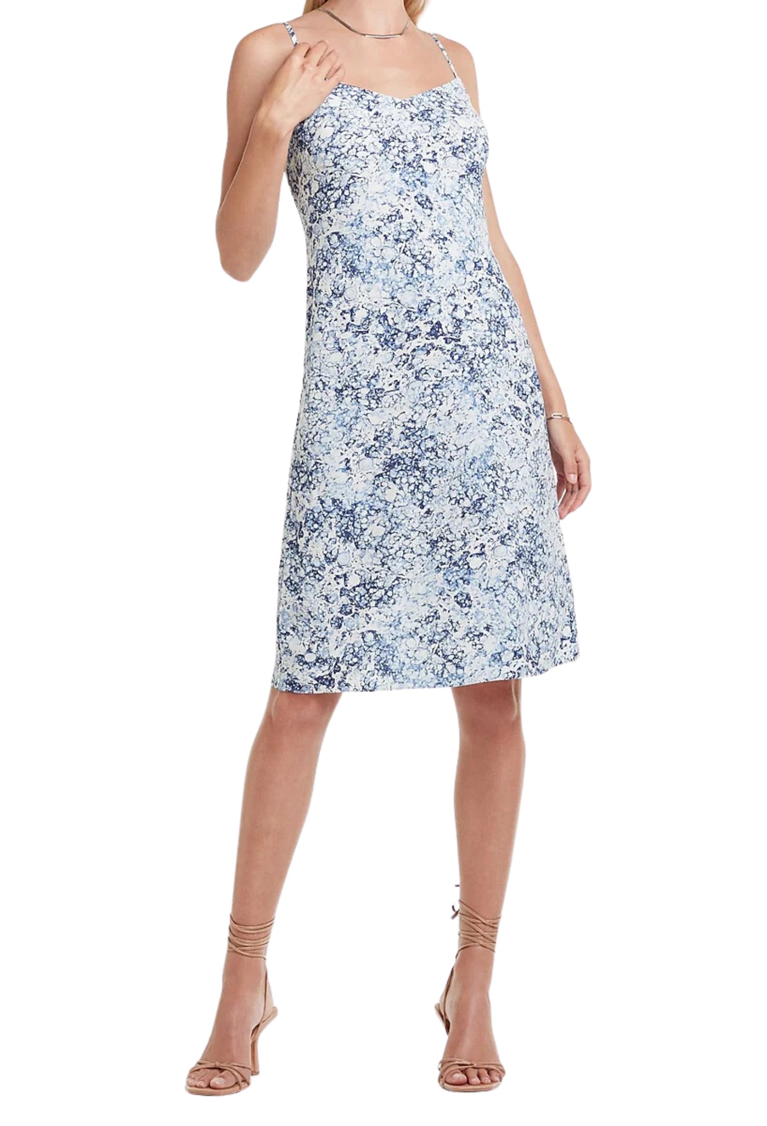 20 Beautiful Dresses You Can Rent To Wear for Easter Celebrations