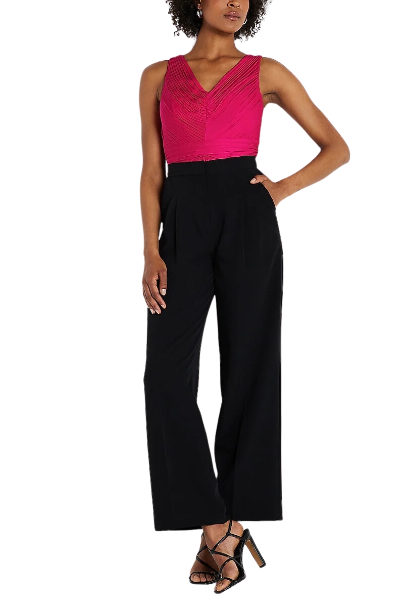 20 Stylish Outfits You Can Rent for Valentine's Day