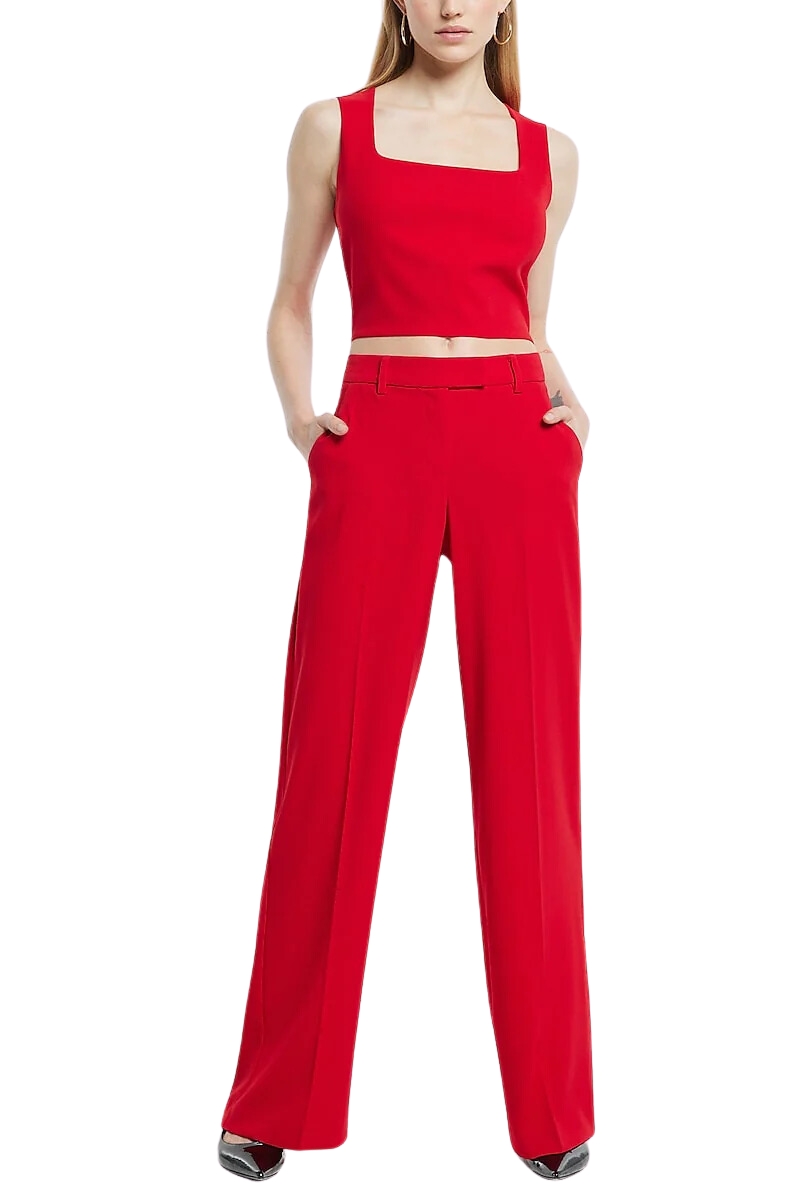 20 Stylish Outfits You Can Rent for Valentine's Day