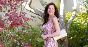 20 Stylish Outfits You Can Rent for Valentine's Day