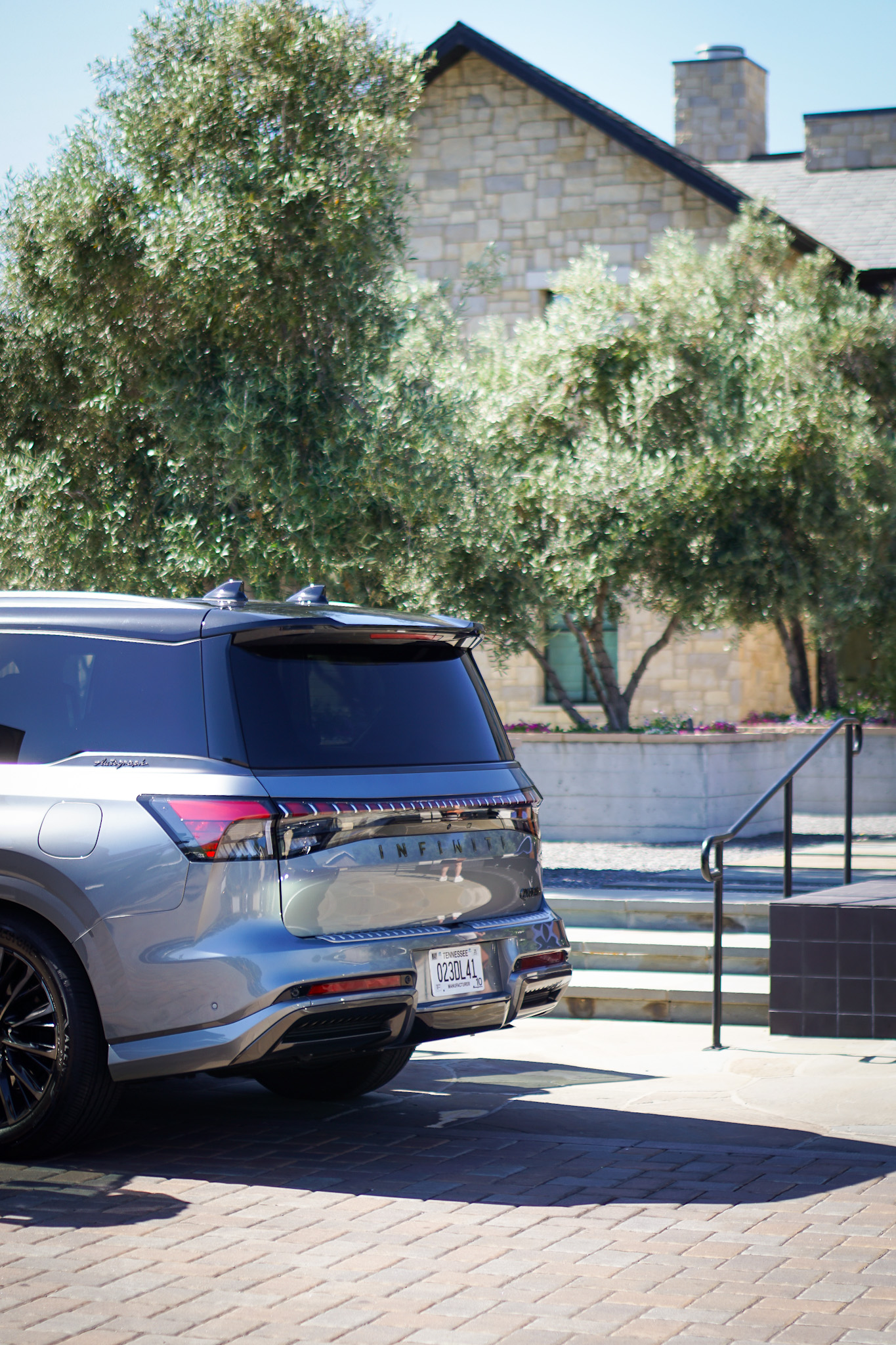 The 2025 INFINITI QX80 Debuts Luxurious Styling & Advanced Technology at The INFINITI QX80 Drive Experience in Napa Valley