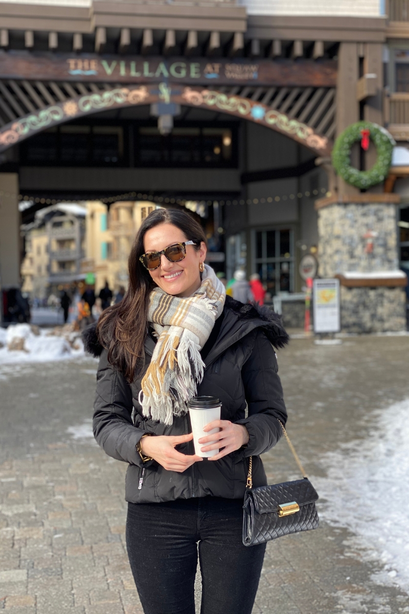 Snow Bunny Style Guide - What To Wear on a Winter Ski Trip