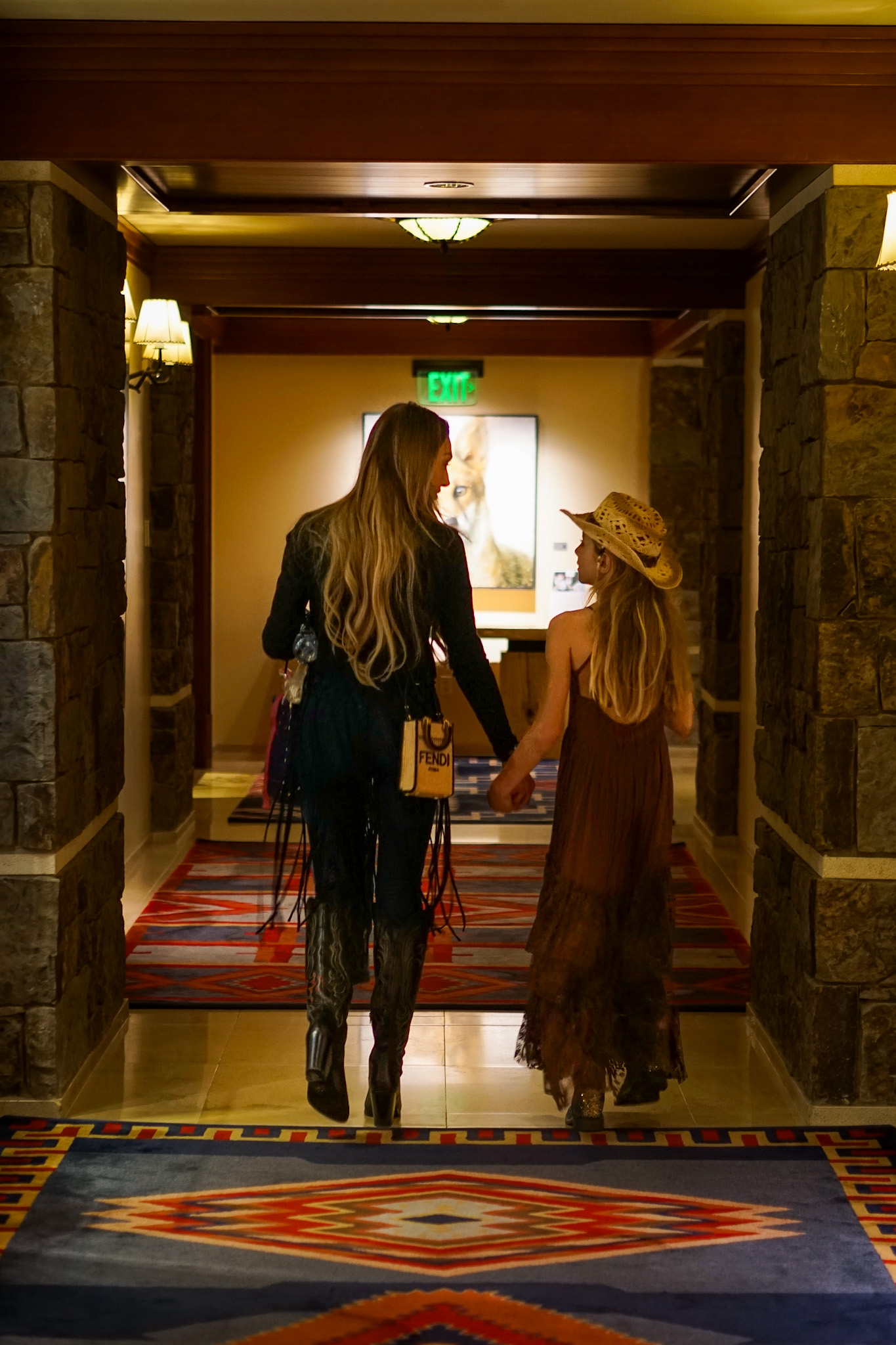 Jackson Hole Wyoming Travel Guide - The Ultimate Outdoor Adventure in the Old Wild West