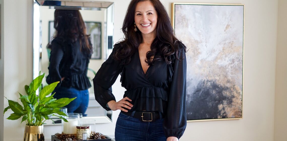 3 Chic Ways To Dress Up Jeans for Holiday Celebrations - Fashion Forward Box