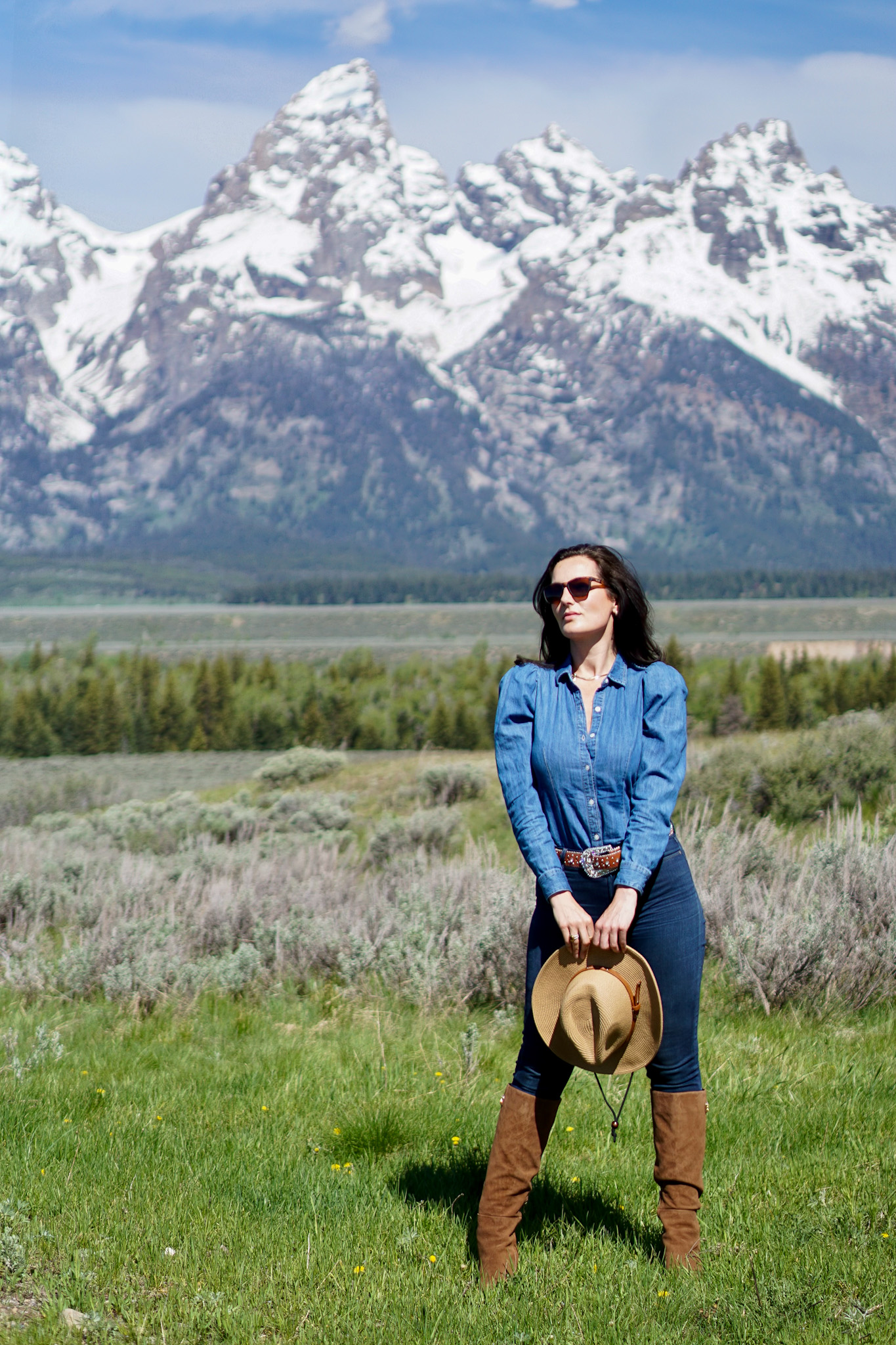 Jackson Hole Wyoming Travel Guide - The Ultimate Outdoor Adventure in the Old Wild West
