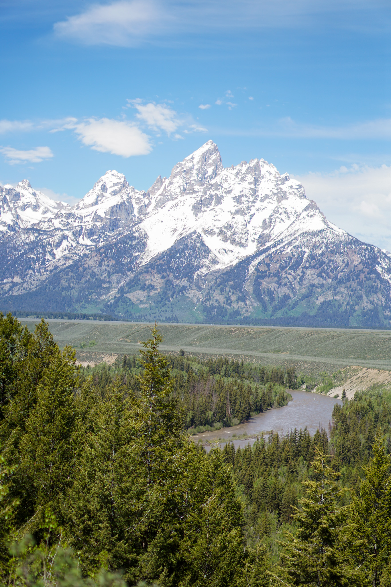 Jackson Hole Wyoming Travel Guide - The Ultimate Outdoor Adventure in the Old Wild West
