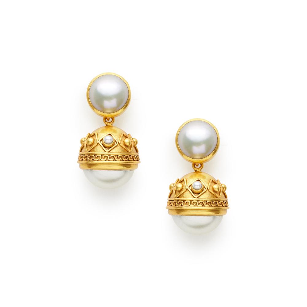 Julie Vos Gift guide - Medici Statement Earrings