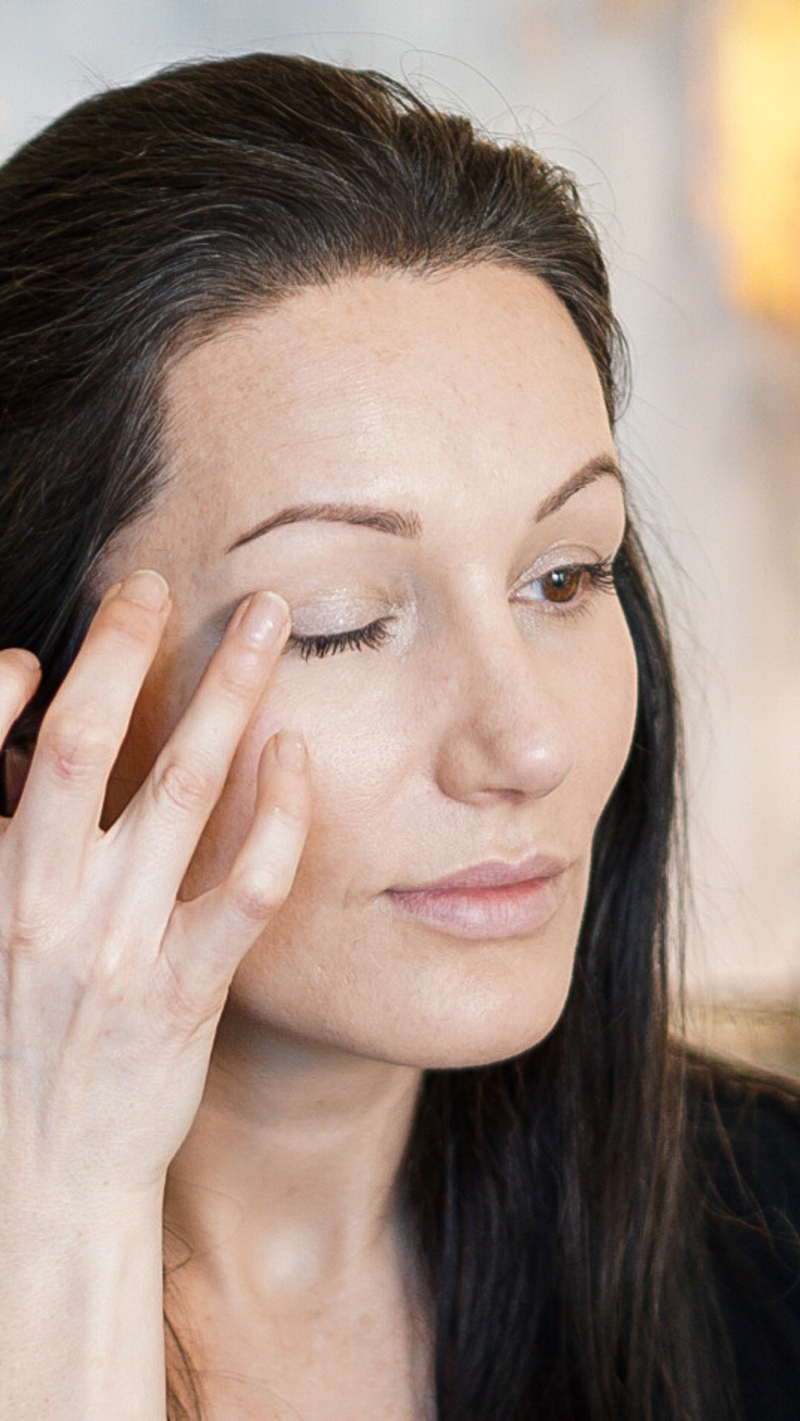 Beauty Industry Leader Bobbi Brown Shares Pro Makeup Tips for Women Over 30