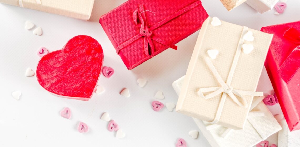 Valentine's Day Gift Guide - Beauty Gifts for Women